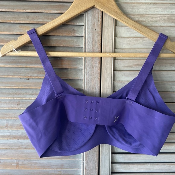 Knix NWOT Periwinkle Padded V-Neck Bra - Thin Strap size:6 fits 32DD, 34DD, 32E - Picture 6 of 10